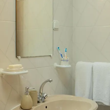 White House Daire Praia da Lourinhã